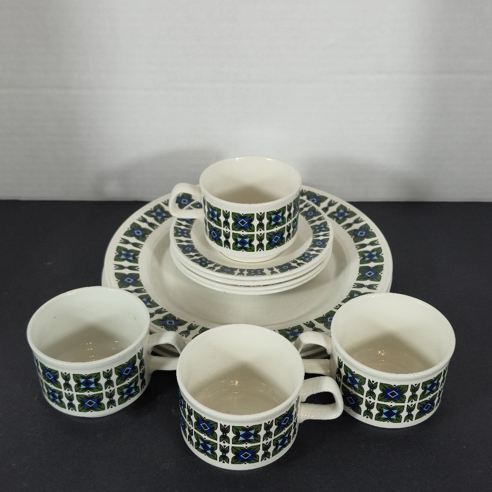 Vintage Royal Alma Ironstone Floral Dish Set Lot Of Of 11